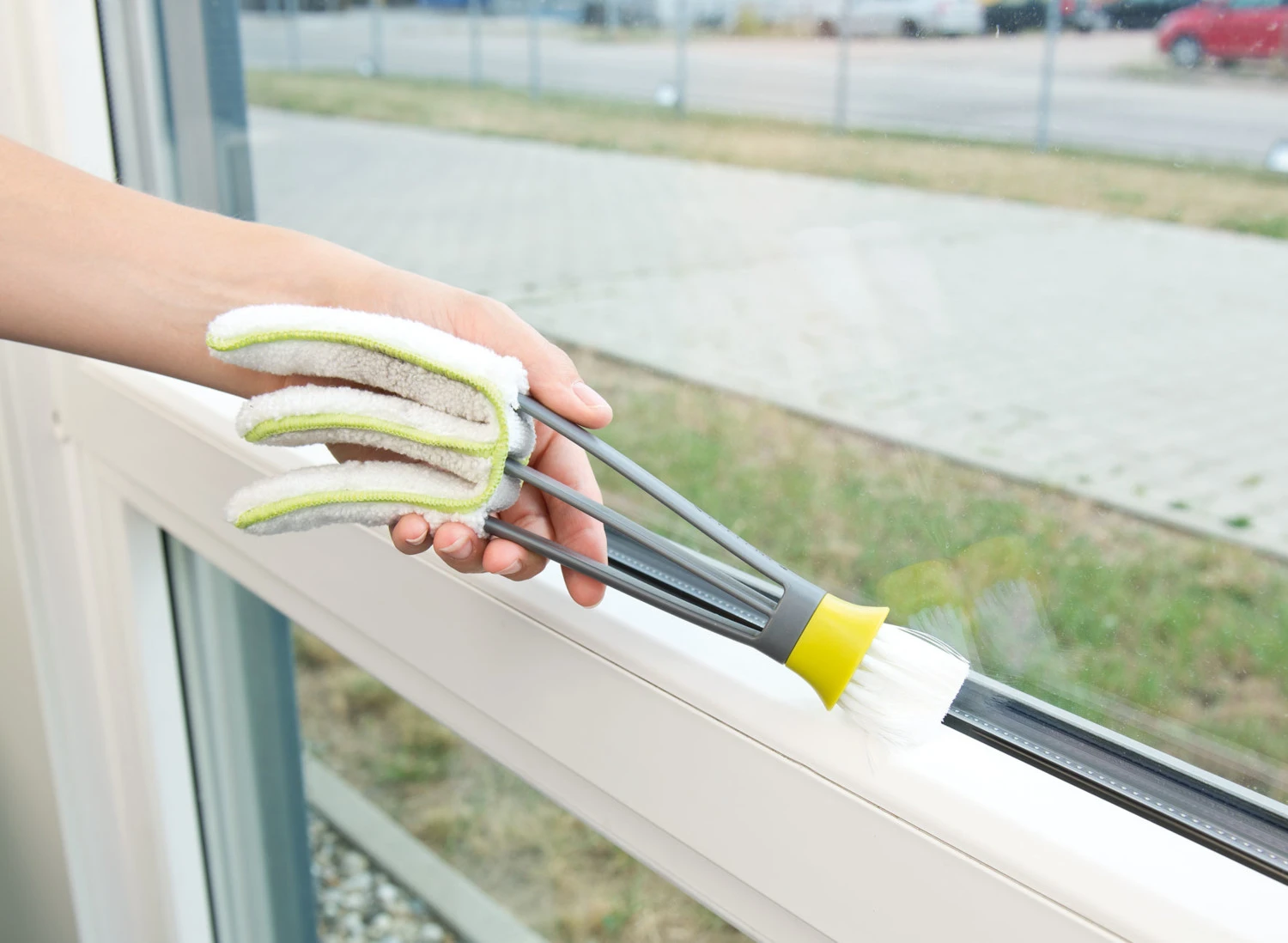 Pearl 3 Brosses Nettoyantes Pour Stores Vénitiens Avec Chiffon Microfibres 4 Pearl 3 Brosses Nettoyantes Pour Stores Vénitiens Avec Chiffon Microfibres – Image 2