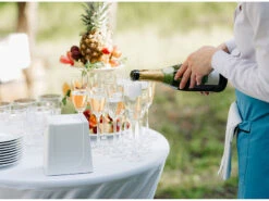 2 Housses Extensibles Et écologiques Pour Table Haute Mange-debout -Maison Produit Magasin housse extensible et ecologique pour table haute mange debout ref NX6350 3 2