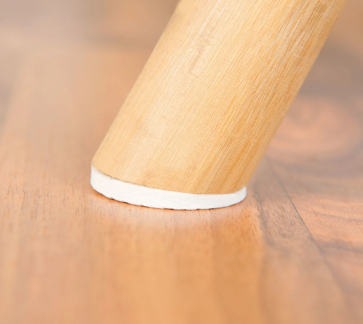 110 Patins Autocollants Pour Meubles - Blanc 5 110 Patins Autocollants Pour Meubles - Blanc – Image 3