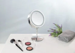 Miroir Grossissant Lumineux LED Double Face - À Pied -Maison Produit Magasin miroir grossissant lumineux led double face a pied ref NX5799 1