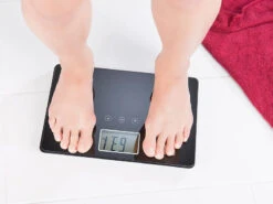 Pèse-personne Digital Avec Analyse Corporelle -Maison Produit Magasin pese personne digital avec analyse corporelle ref NX7478 1 1